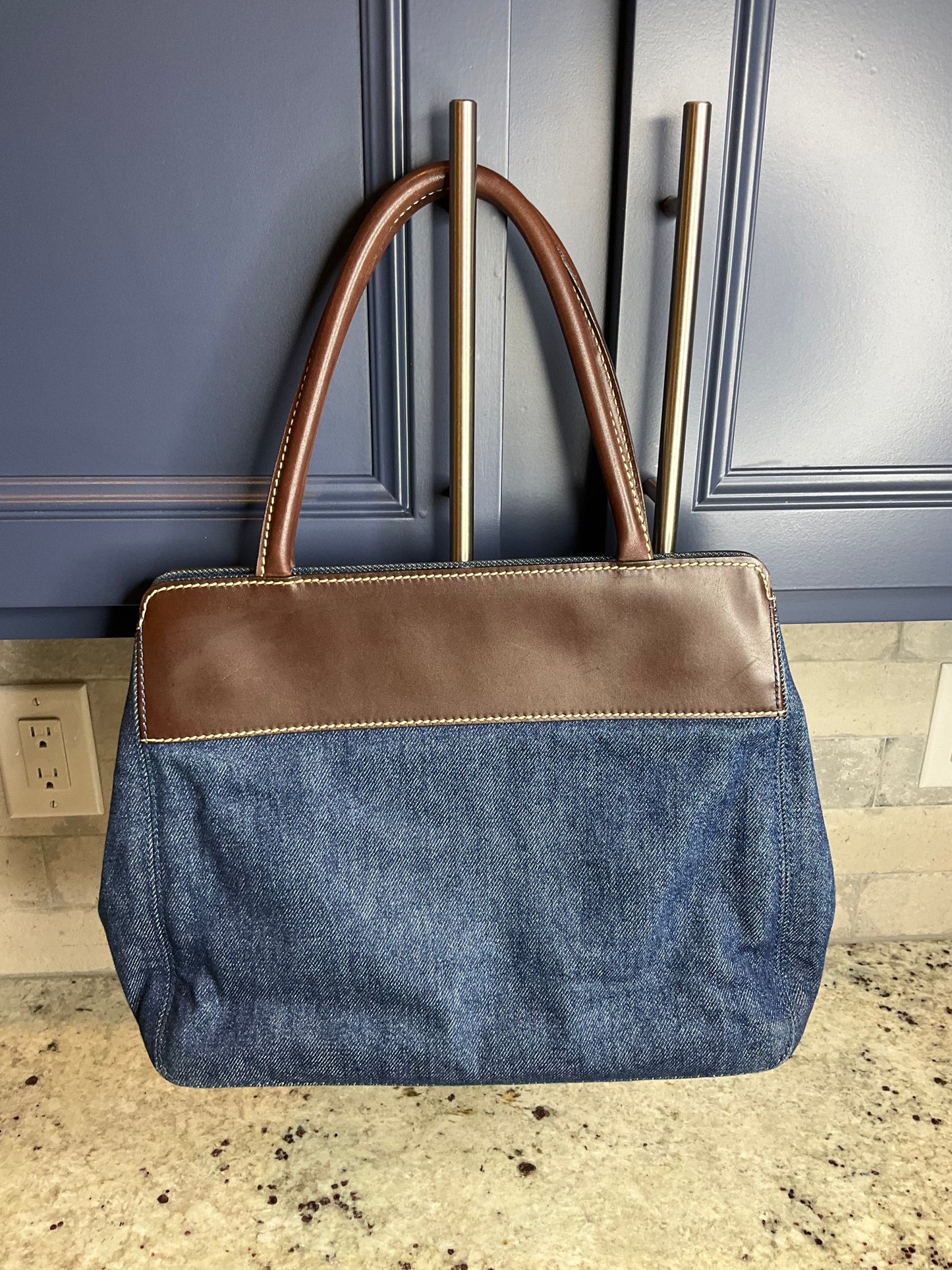 Preloved chanel diem small tote