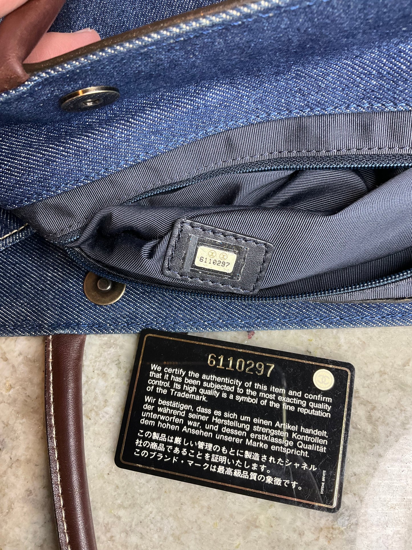 Preloved chanel diem small tote