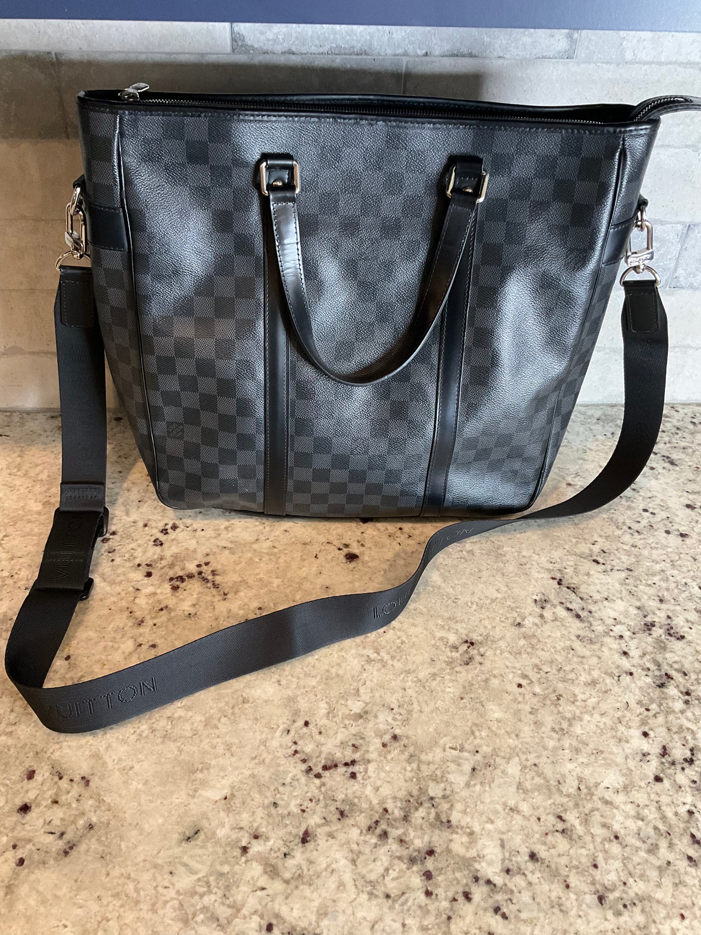 PRELOVED Louis Vuitton Damier Graphite Tadao