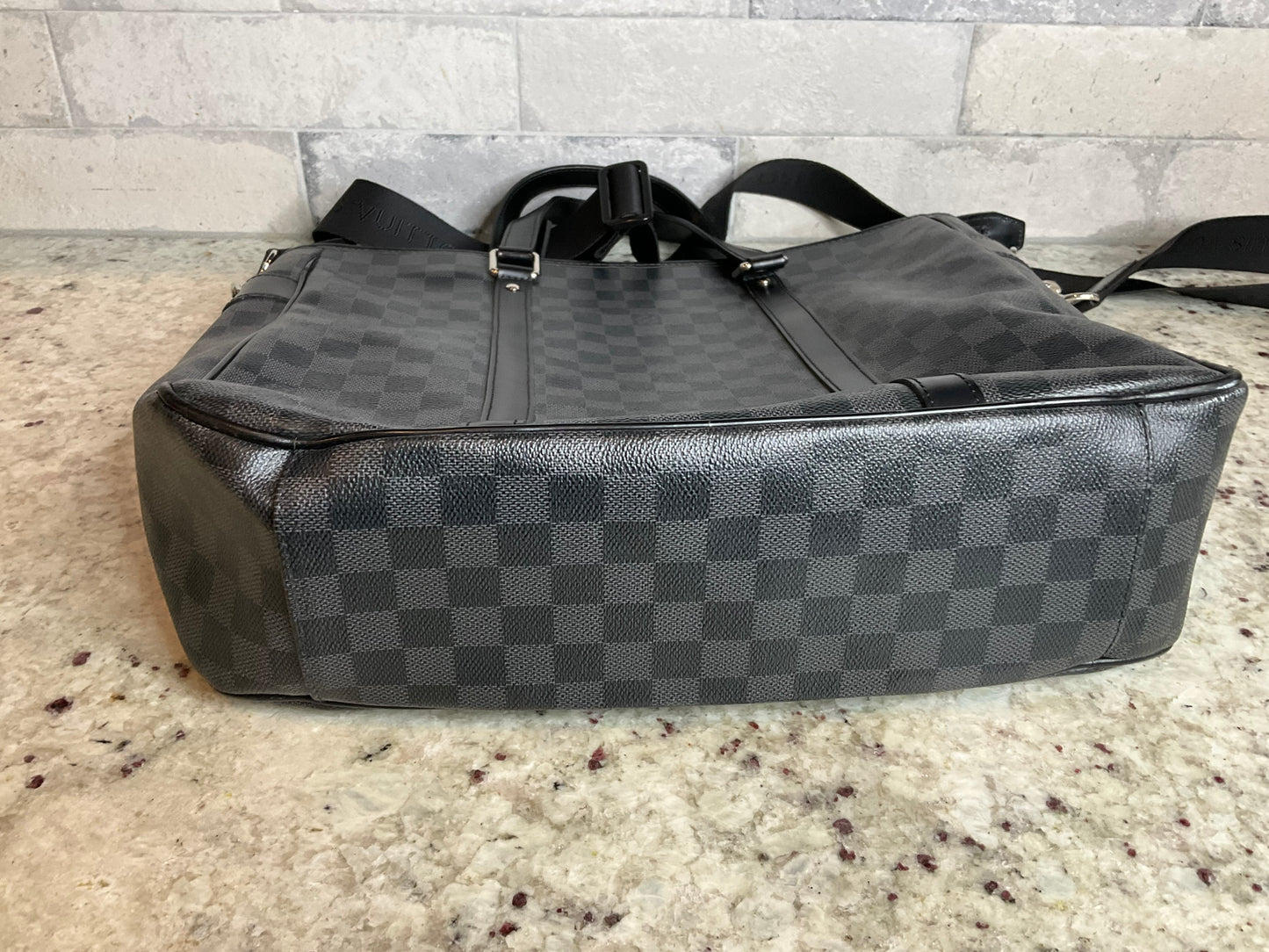 PRELOVED Louis Vuitton Damier Graphite Tadao