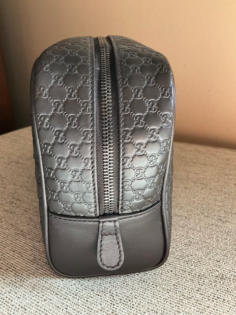 Gucci Microguccissima Toiletry Bag