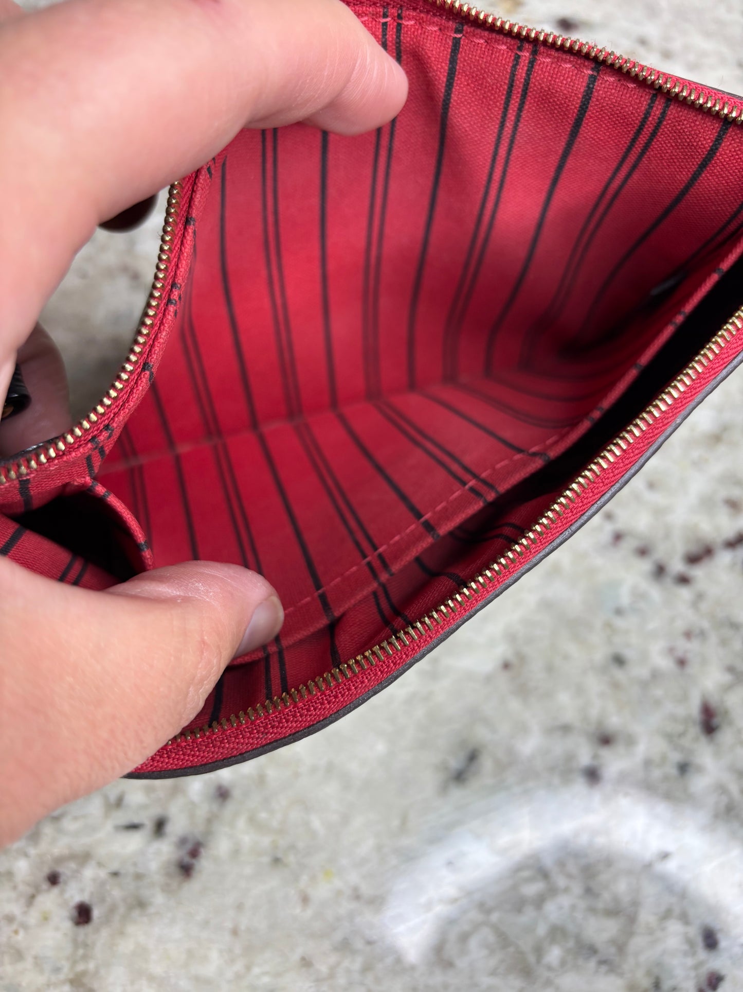 Authentic Preloved LOUIS VUITTON Monogram World Tour Neverfull Pouch Canvas Leather