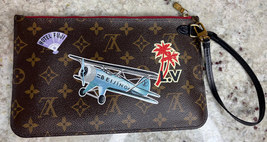 Authentic Preloved LOUIS VUITTON Monogram World Tour Neverfull Pouch Canvas Leather